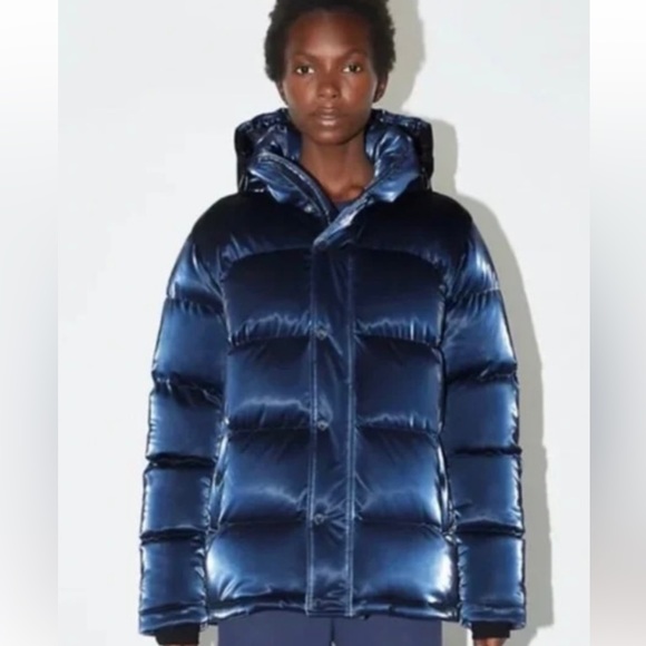 Tna
The Super Puff™ Shorty - Picture 2 of 3